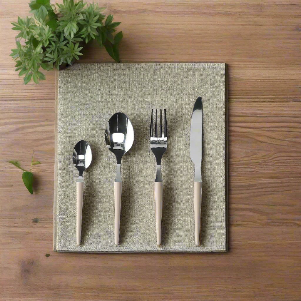 sztućce ze stali nierdzewnej  wysokiej jakości stal piękne wykonanie wytrzymałe zapakowane w pudełko prezentowe idealne na prezent od scapol