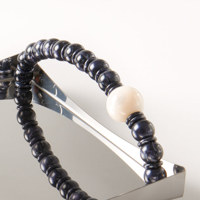 Taca nierdzewna z perłami Collier Giannini