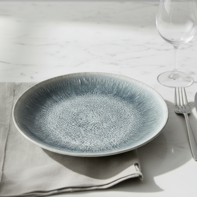 Szary talerz obiadowy 27 cm Blow up z kamionki Tognana | Scapol.shop